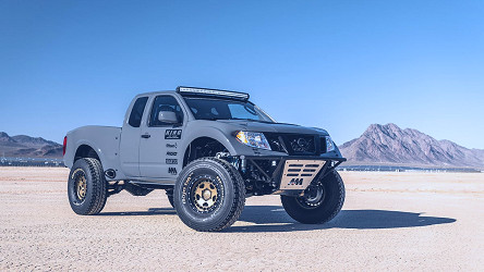 V8-powered Nissan Frontier, 750-horsepower 370Z storm into SEMA - CNET